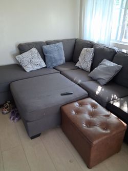 Sectional sofa