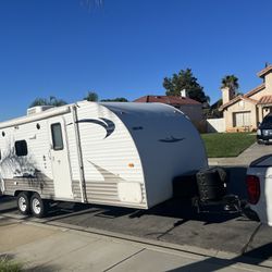 2011 Travel Trailer 