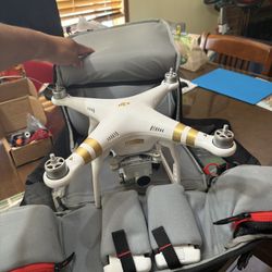 DJI PHANTOM 4 Professional 