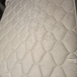 Queen Mattress 