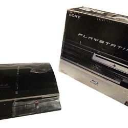 Play Station 3 (Box Included)