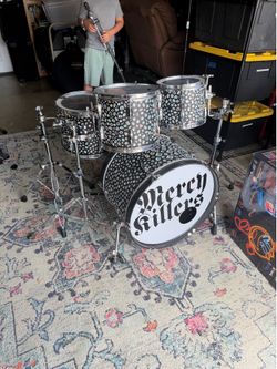 DRUM KIT