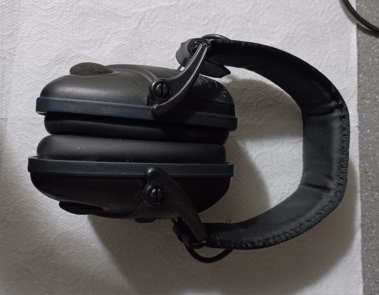 Noise Canceling Headphones