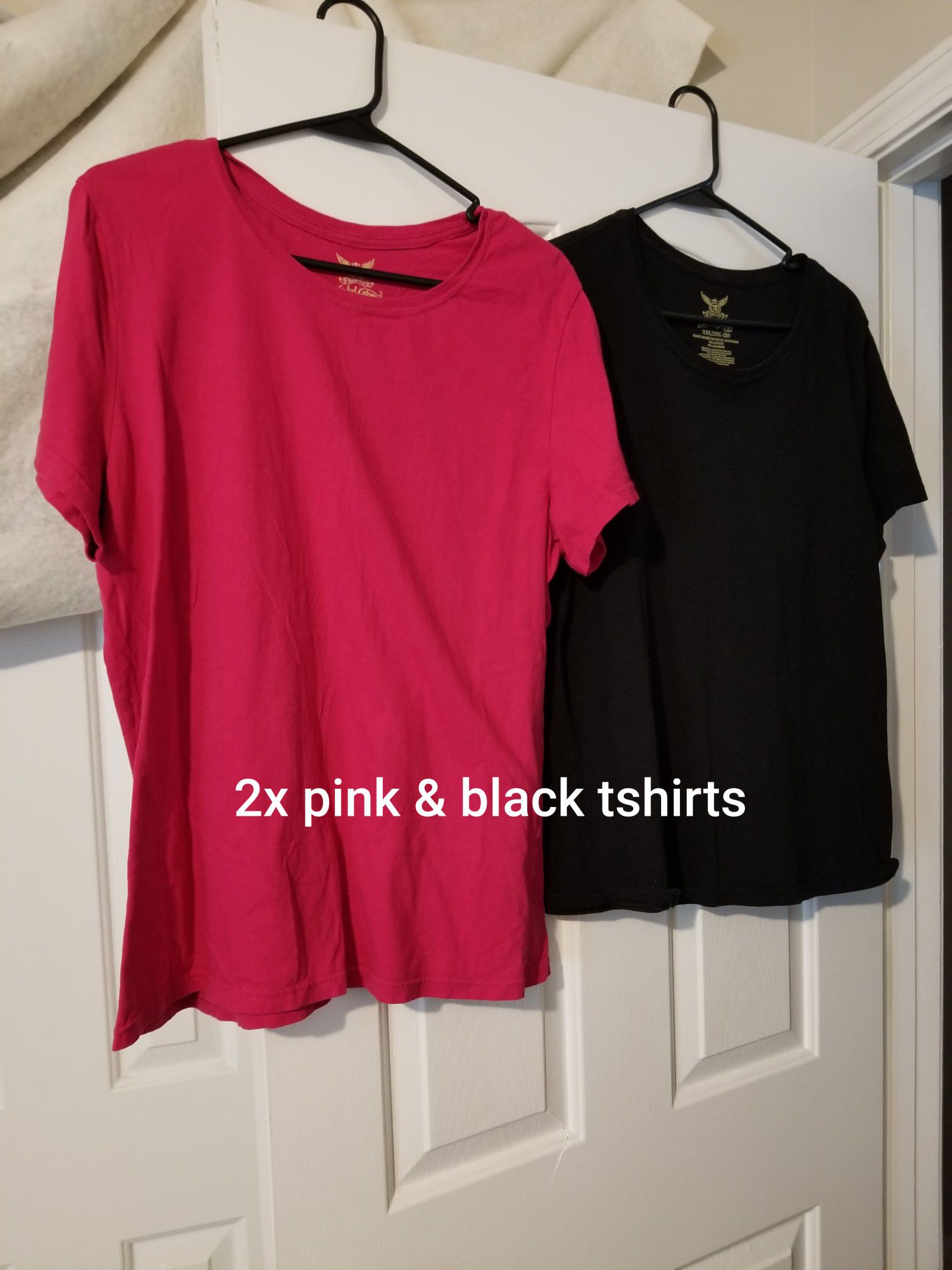 Size 2x pink & black tshirts (2 for $4)
