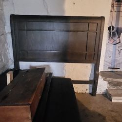 Queen Size Bed Frane With Drawers