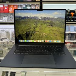 MacBook Air 15” M4 2024 16GB 512GB