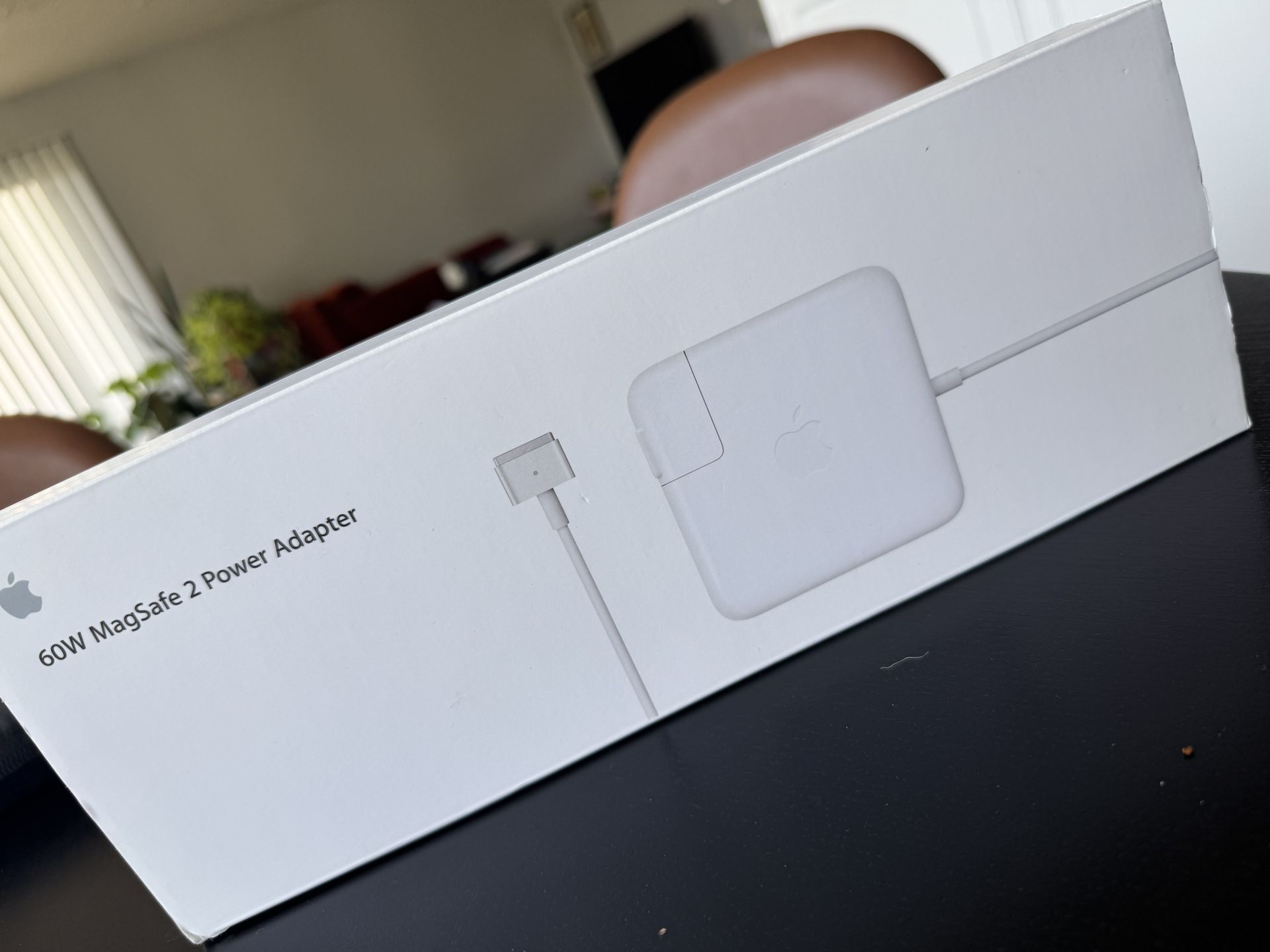 Apple MacBook Charger 60W MagSafe 2 Power Adapter