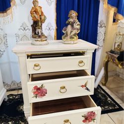 3 Drawers White Dresser