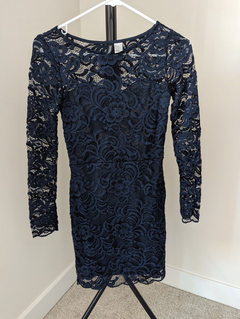 Dark Blue Lace Dress With Lining 