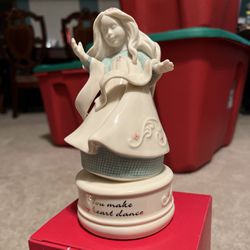 Lenox Musical Angel Figurine GIFTS OF GRACE plays Beautiful Dreamer - New In Box