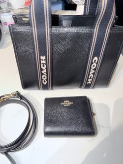 Coach purse and wallet