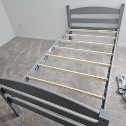 Twin Bed