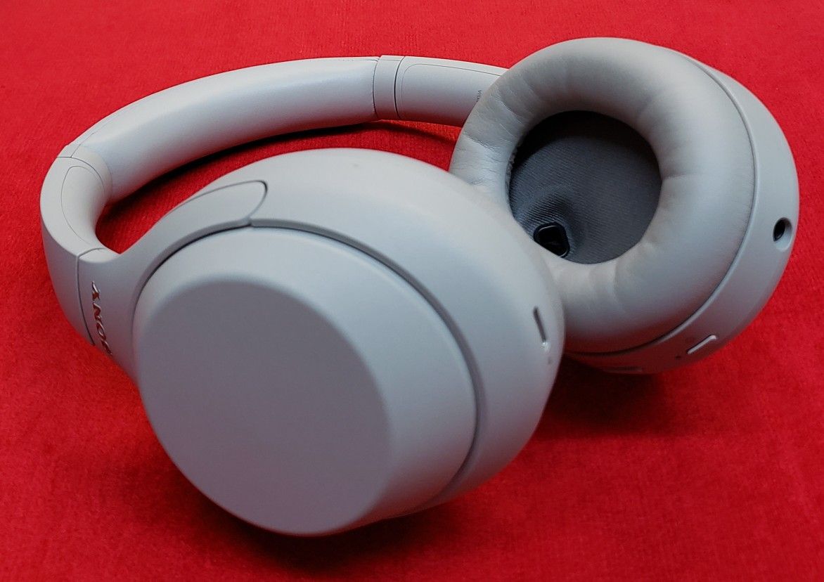 Sony WH-1000XM4 Noice Cancelling Wireless Bluetooth Headphones with USB-C Cable Only - Silver - Gray - Working