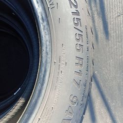 2 Llantas 215 55 R17 Kumho Solus 