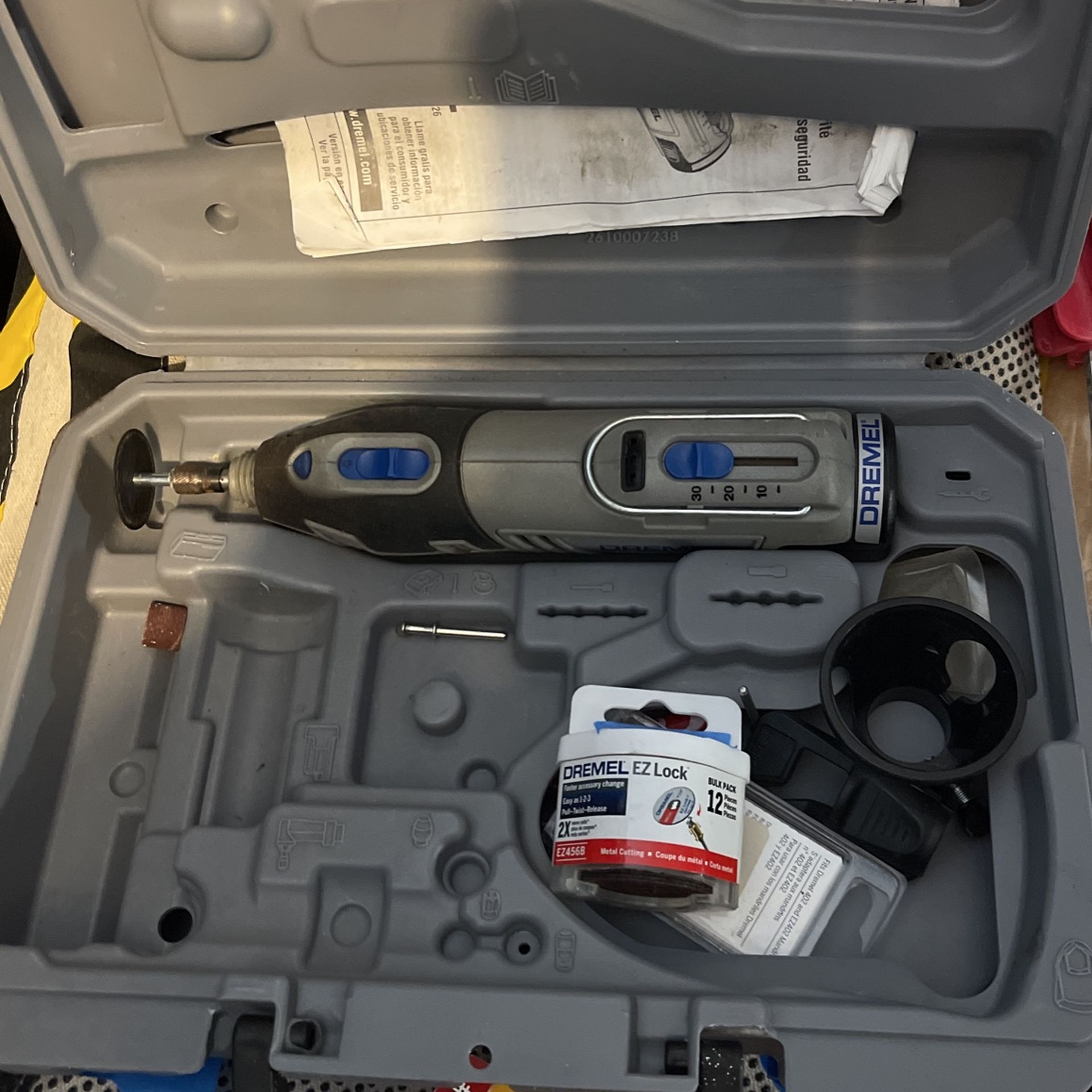 Cordless Dremel 8220