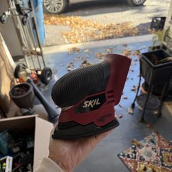 Skil 7305 18V Octo Finishing Cordless Palm Sander 