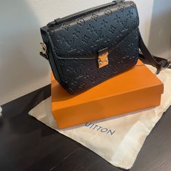 Louis Vuitton Bag