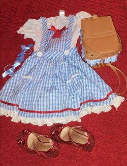 FIRM IN MERCED‼️ SELLING TOGETHER..GIRLS DOROTHY HALLOWEEN COSTUME