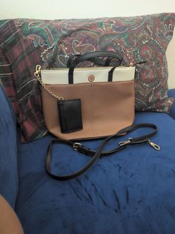 Ann Klein 2 tone purse