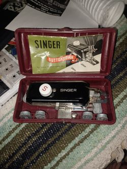 Antique SINGER Button Holer