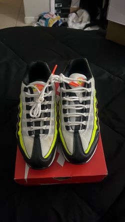 Nike Air Max 95 Neon Sneakers