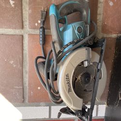 Makita Circular Saw