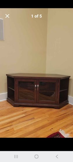 Corner TV Cabinet 56" x 20