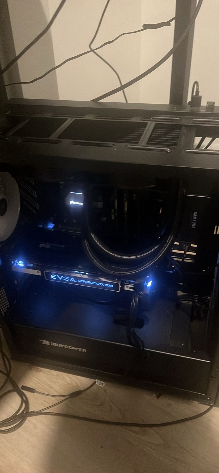 1070 i5 8400 Gaming Pc