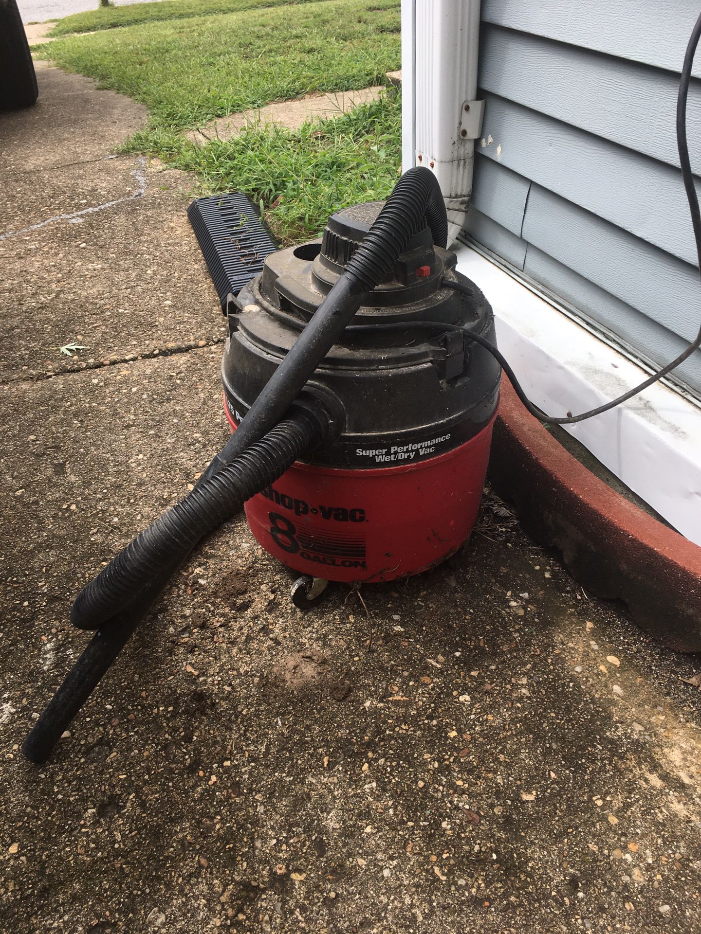 Nice Shop Vac only $40 firm