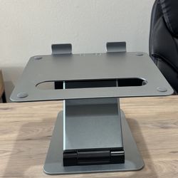 Adjustable Metal Silver Laptop Stand