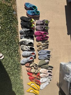 Women’s Shoes Size 8/ 8 1/2 And 9