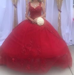 Dress for A Beautiful Quinceñera