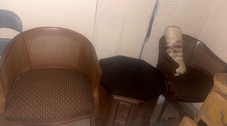 Table and chair set