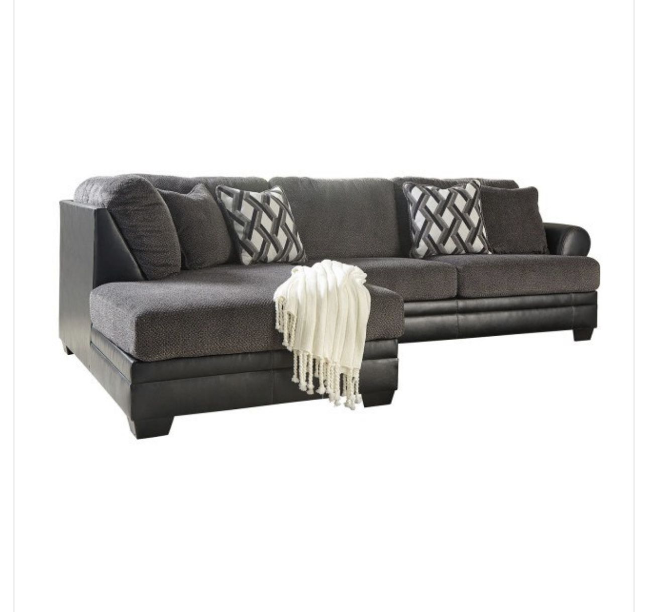 Kumasi Smoke Sectional 