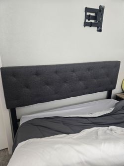 Platform full size bed
