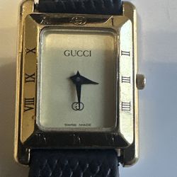 Vintage Gucci Watch Model 4200 Fl 