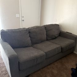 Couch / Pull Out Bed (no Mattress) 