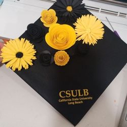 Graduation Cap Flowers And Decor