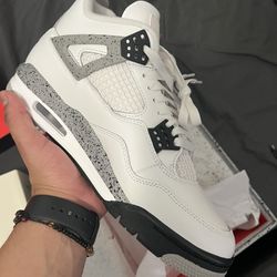 Jordan 4 Retro White Cement Size 9