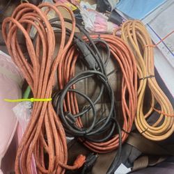 4 Used Extension Cords $17