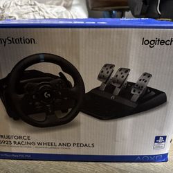 Logitech G923 Turbo Force Stering Wheel And Petals