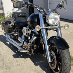2005 Yamaha Road Star Midnight ("Midnight Star")