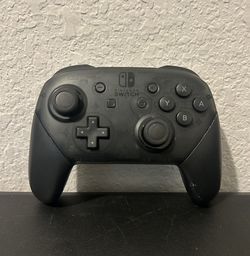 Nintendo Switch Pro Controller