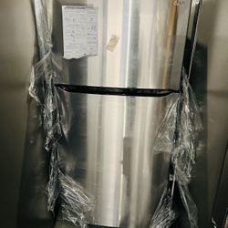 Refrigerator 33 Inches LG