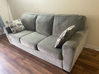 Couch/sofa for sale, like new
