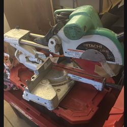 Hitachi C10fsch Sliding Laser Saw 