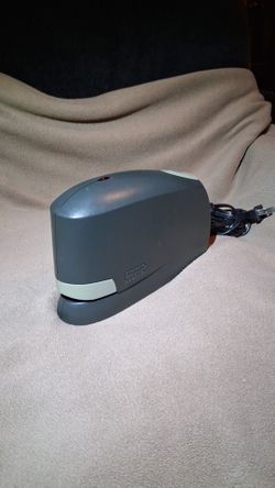 Stanley Bostitch Electric Desk Stapler (Heavy Duty / Anti-Jam)