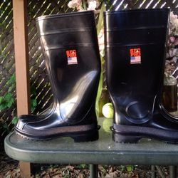 Steel Toed SFC (Shoes For Crews) Rubber Water Boots