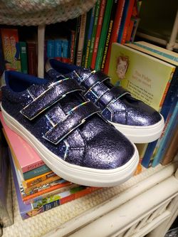 Size 1 girls sneakers