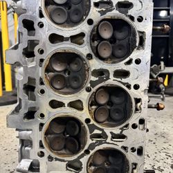 Volkswagen VR6 3.6L cylinder head